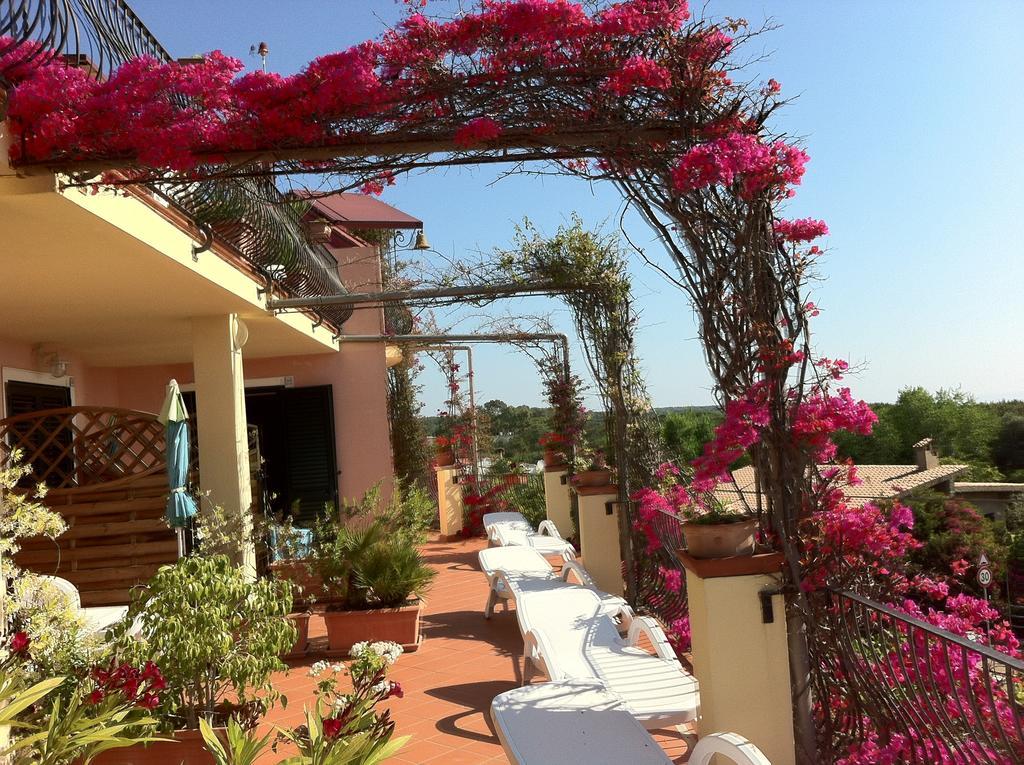 Domus De Janas Sul Mare Hotel Bari Sardo Exterior foto